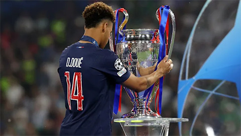 Ai tranh được danh hiệu ‘Cậu bé vàng’ với Desire Doue?  Ai tranh được danh hiệu ‘Cậu bé vàng’ với Desire Doue?